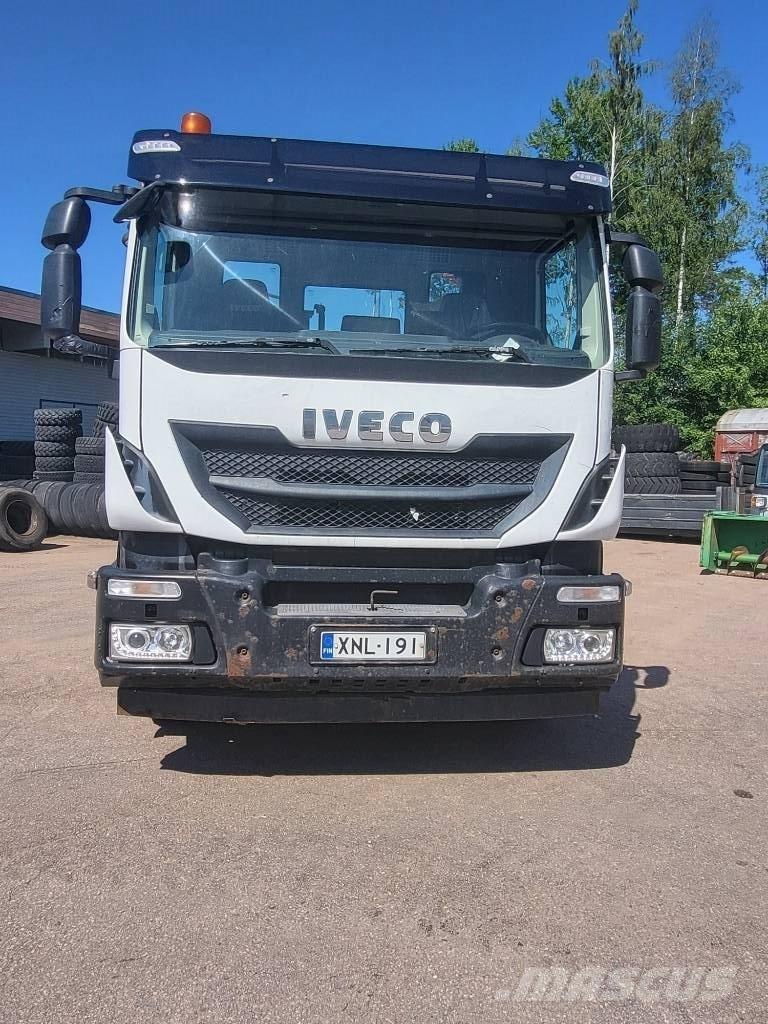 Iveco Stralis-360 Camion treuil