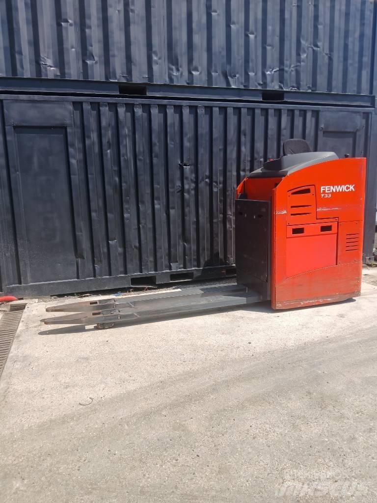 Fenwick T33 Transpalette accompagnant