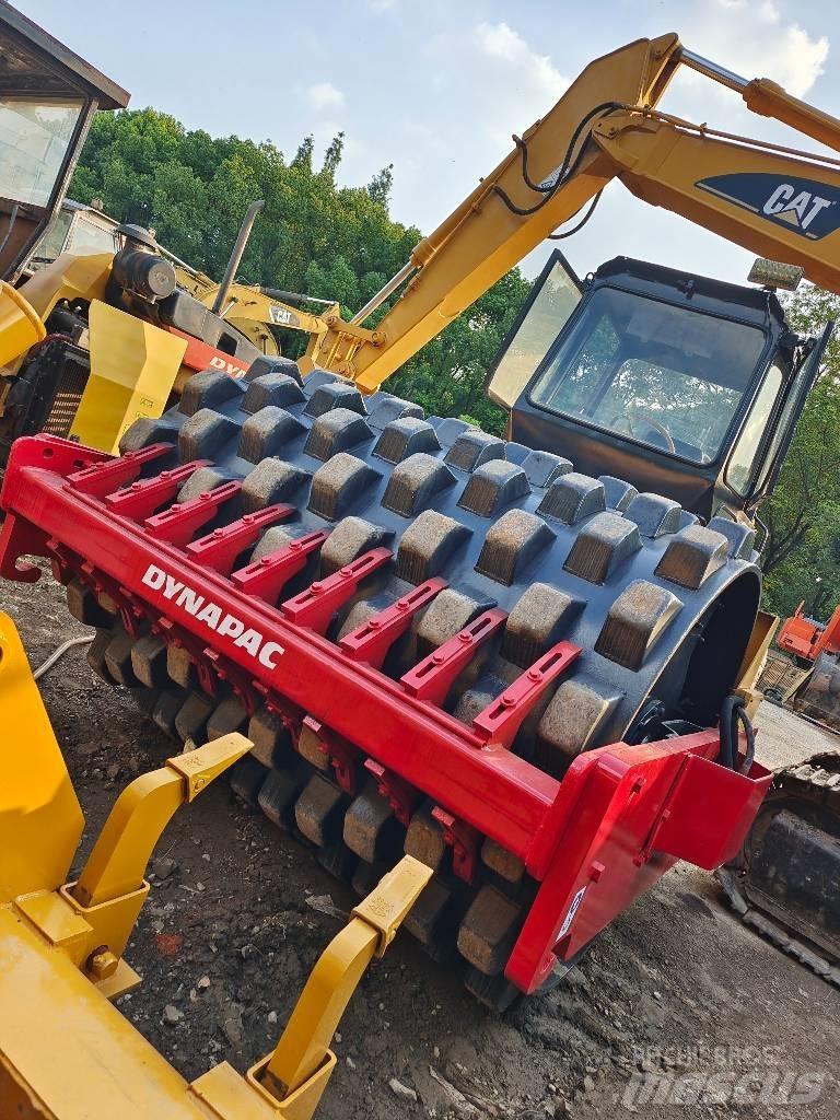 Dynapac CA 301 D Rouleaux monocylindre