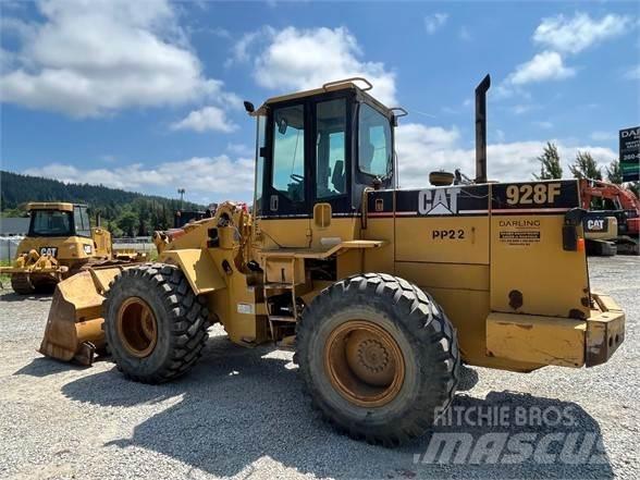 CAT 928F Chargeuse sur pneus