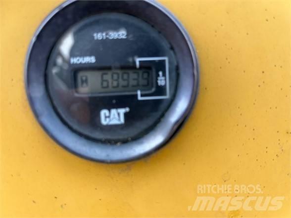 CAT D4G Bouteurs sur chenilles
