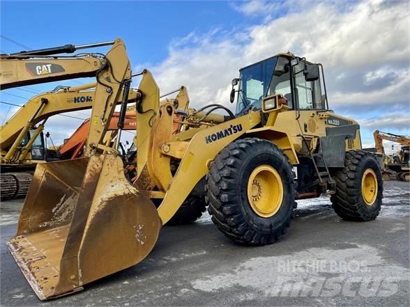 Komatsu WA320 Chargeuse sur pneus