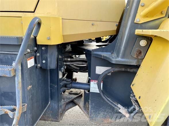 Komatsu WA320 Chargeuse sur pneus