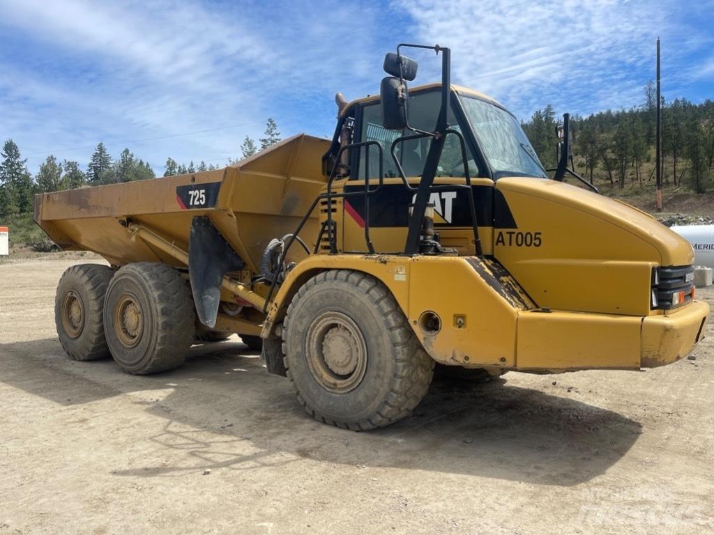 CAT 725 Tombereau articulé