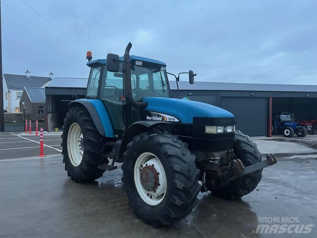 New Holland TM 140 Tracteur