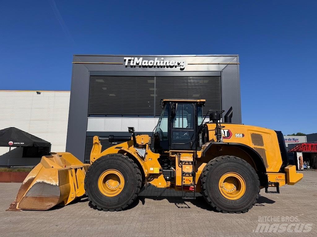 CAT 966 Chargeuse sur pneus