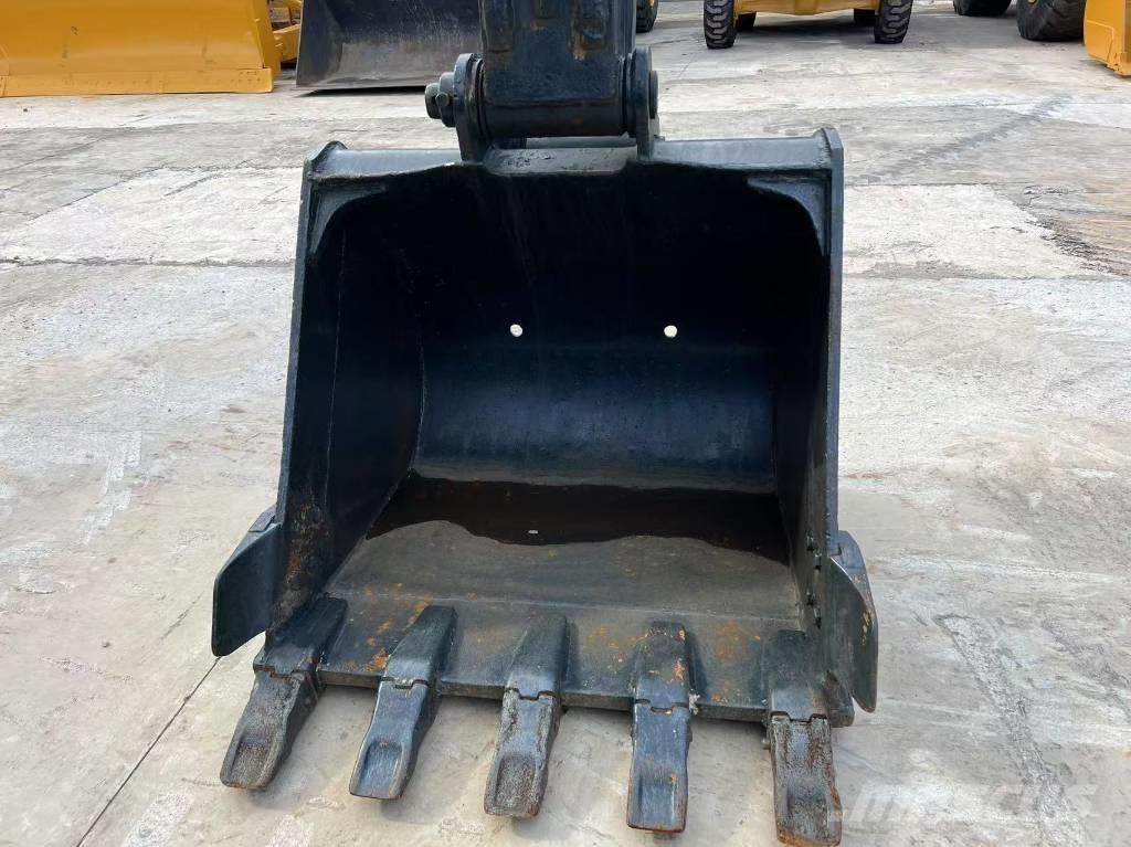 Hyundai R150LC-9S Mini pelle < 7t