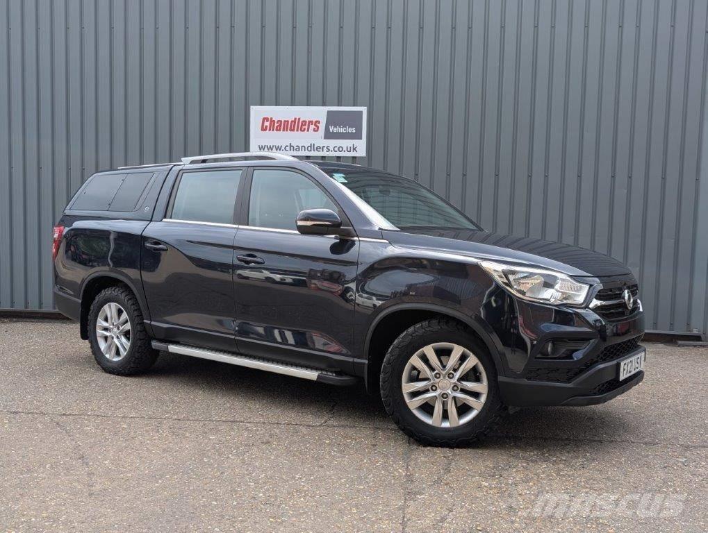 Ssangyong Musso Voiture
