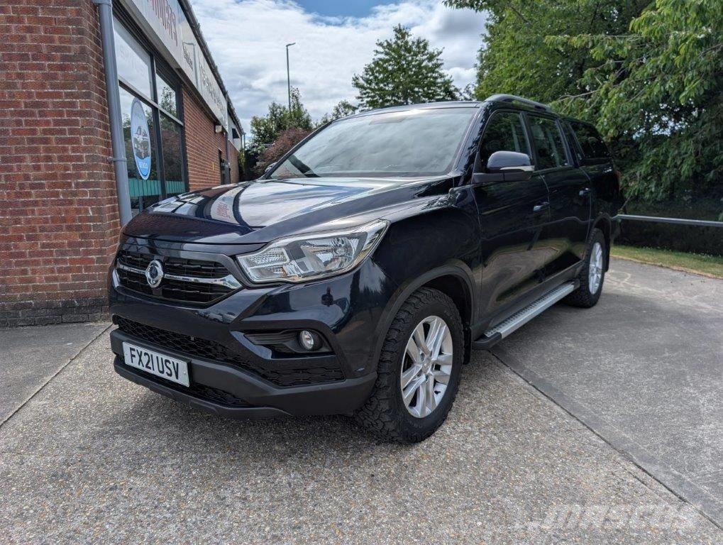 Ssangyong Musso Voiture
