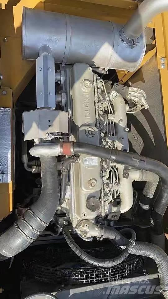 Sany SY 215 C Pelle sur chenilles
