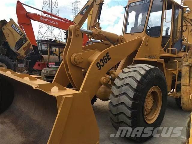 CAT 936 E Chargeuse sur pneus