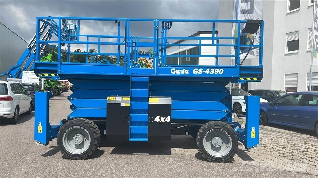 Genie GS-4390RT Nacelle ciseaux