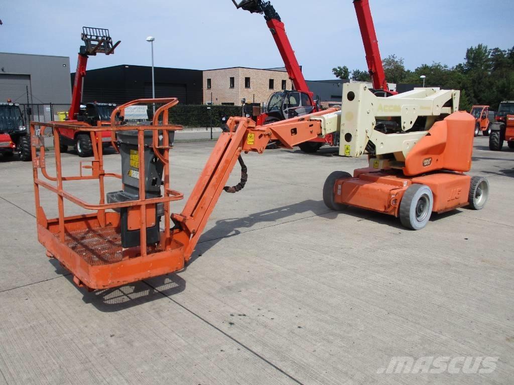 JLG E400 AJPN (745) Nacelle Automotrice