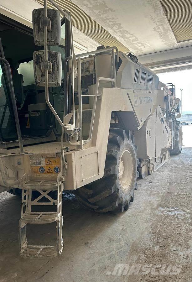 Wirtgen WR250i Recycleur bitume
