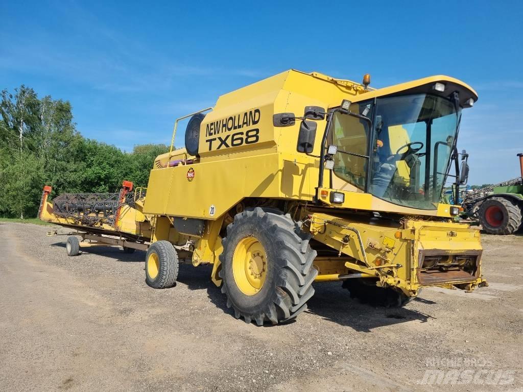 New Holland TX 68 Moissonneuse batteuse