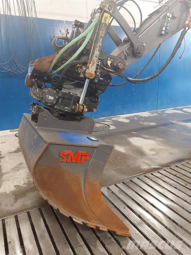 Volvo EWR 150 E Pelle sur pneus