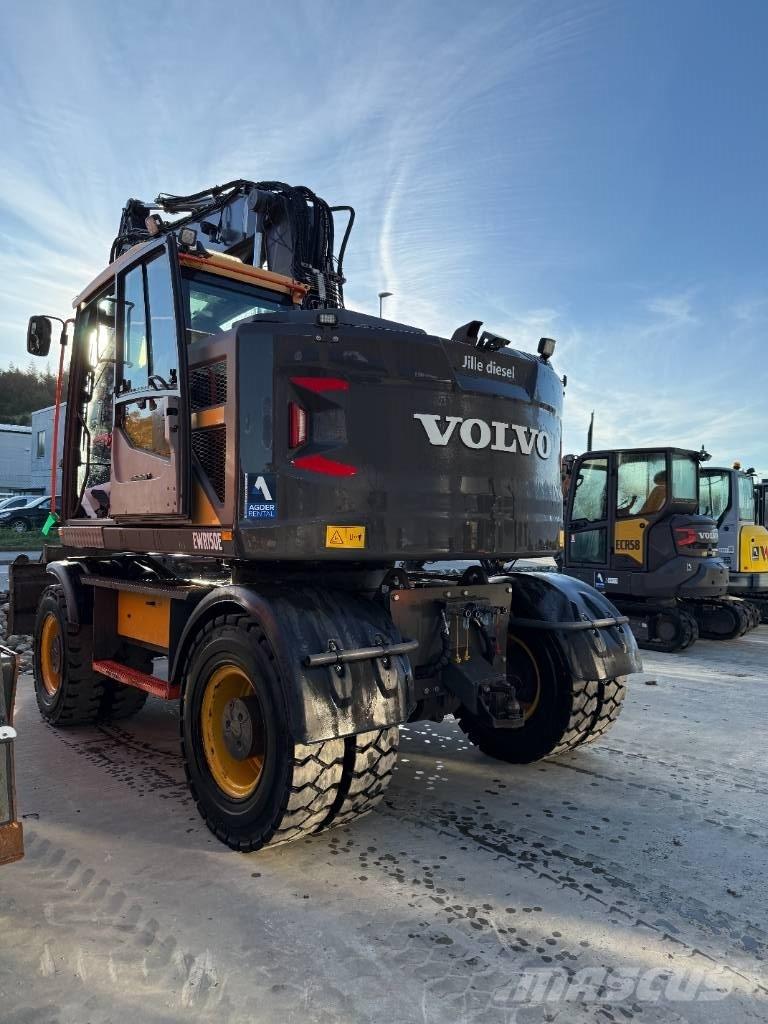 Volvo EWR 150 E Pelle sur pneus