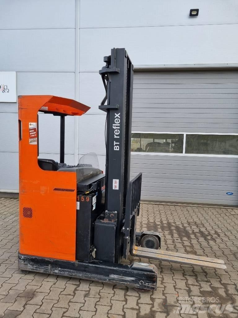 BT RR E 160 M Chariot à mât rétractable