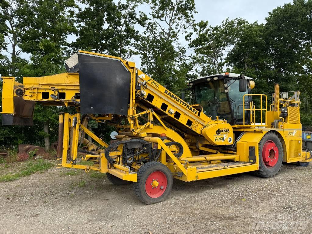 Dücker SBF 900 Construction - Autres