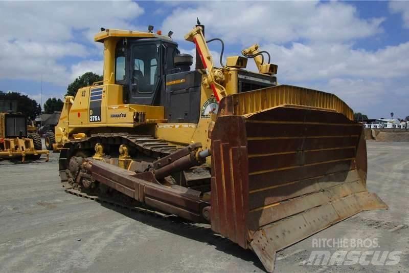 Komatsu D275A-5 Bouteurs sur chenilles