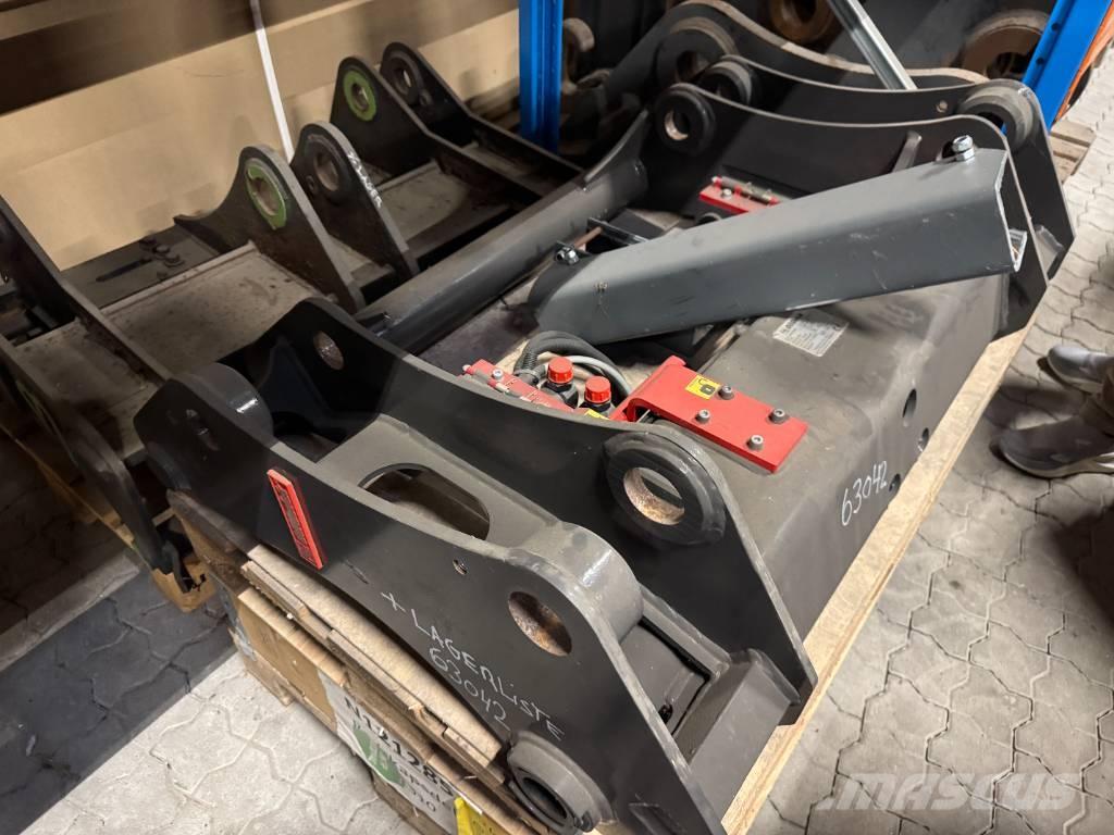 OilQuick OQL310 Chargeuse sur pneus