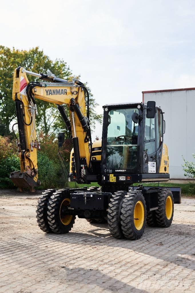 Yanmar B 75 W Pelle sur pneus