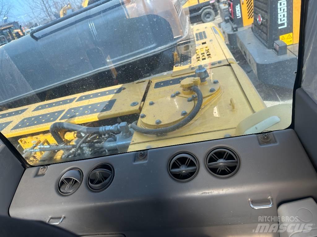 Komatsu pc360 Pelle sur chenilles