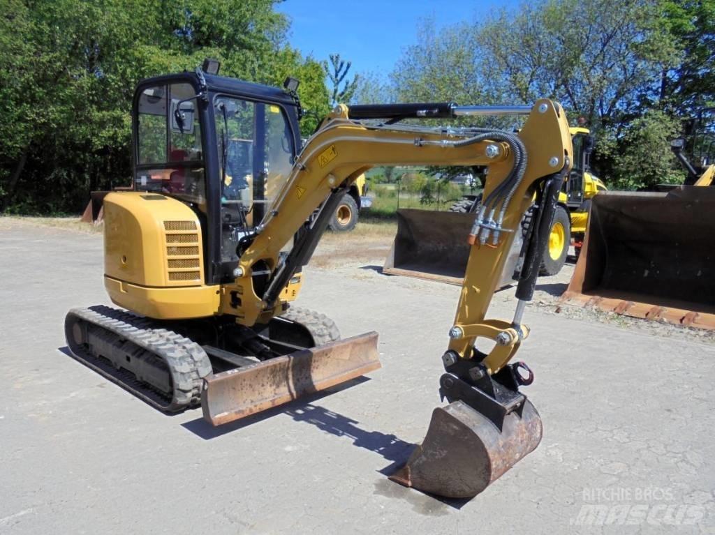 CAT 302.7 D CR Mini pelle < 7t