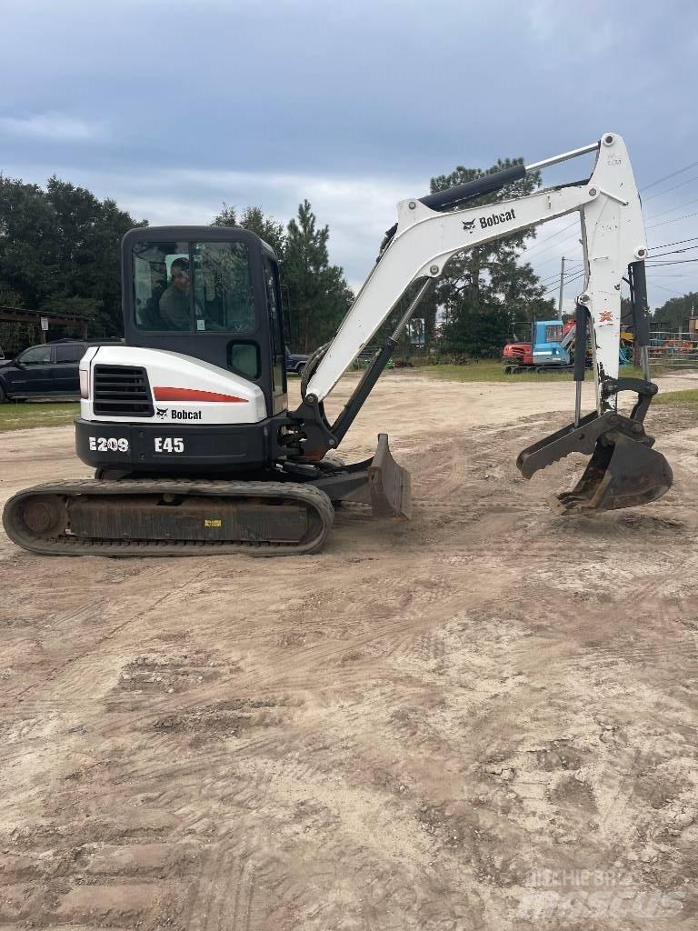 Bobcat E 45 Mini pelle < 7t