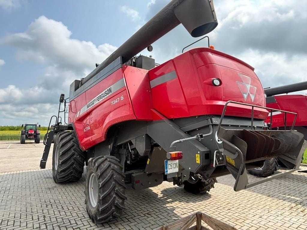 Massey Ferguson 7347 Moissonneuse batteuse