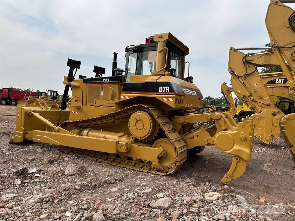 CAT D7R Bouteurs sur chenilles