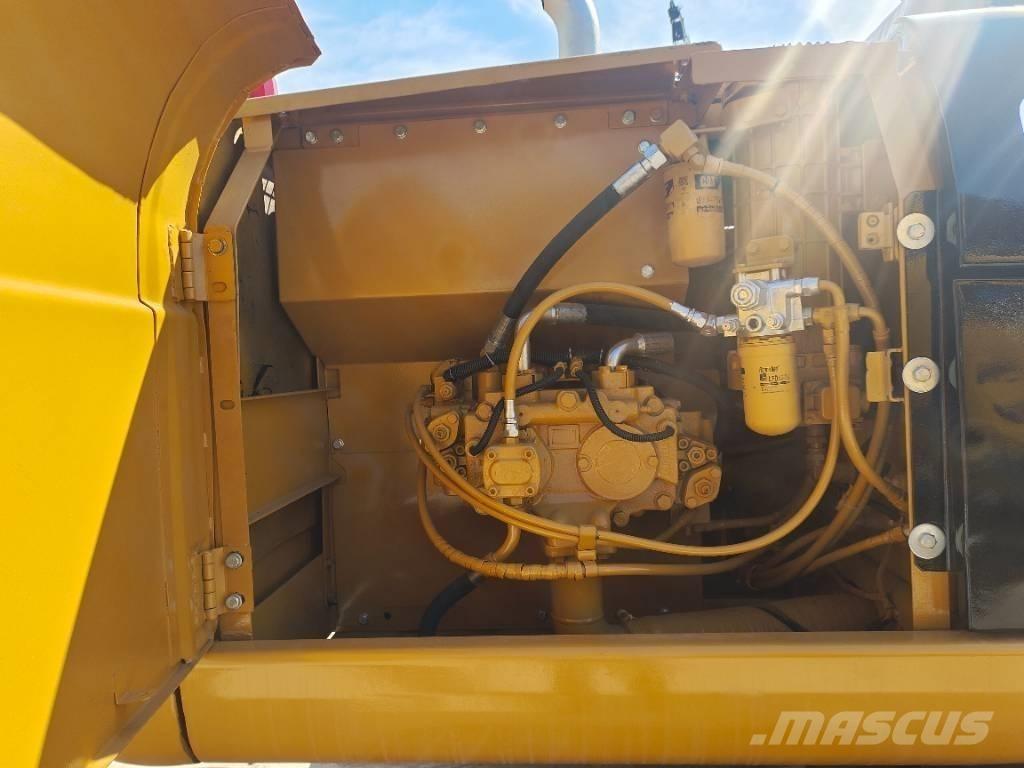 CAT 320 C L Pelle sur chenilles