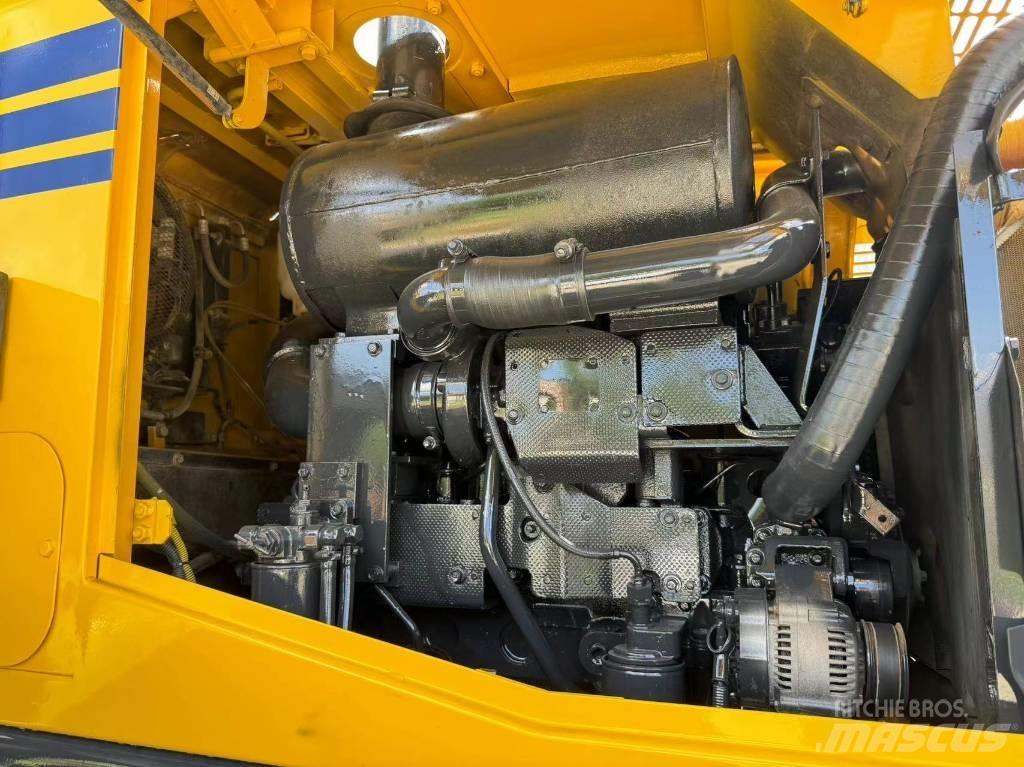 Komatsu WA 320-5 Chargeuse sur pneus