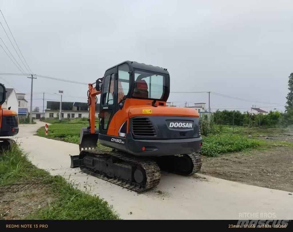 Doosan DX 60 Mini pelle < 7t