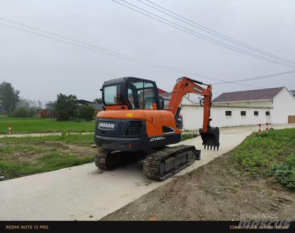 Doosan DX 60 Mini pelle < 7t