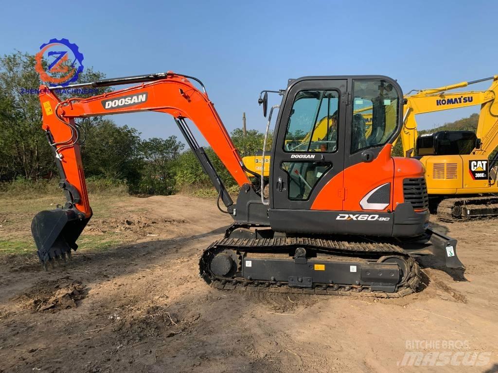 Doosan DX 60 Mini pelle < 7t