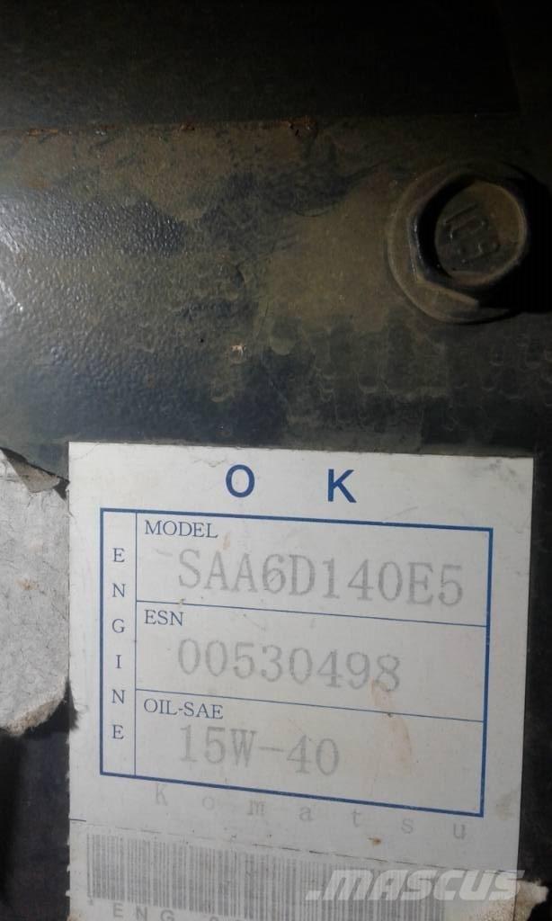 Komatsu SAA6D140E-5 Moteur