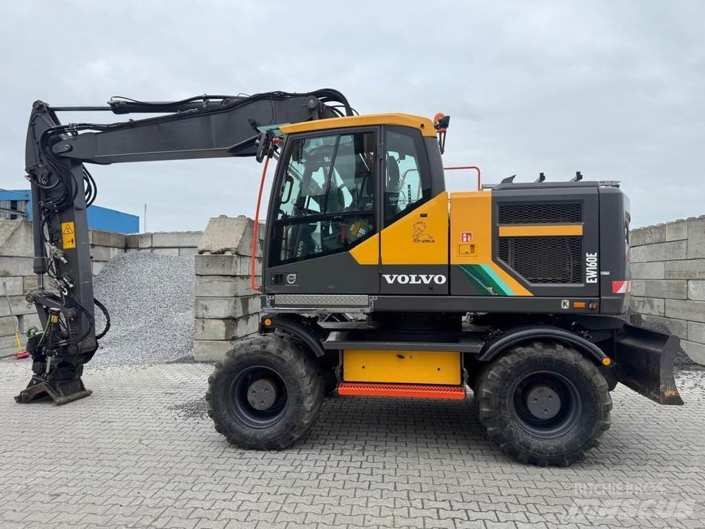 Volvo EW160 E Pelle sur pneus