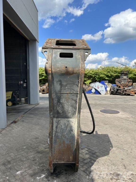 VTN VF27 Concasseur de Travaux Publics