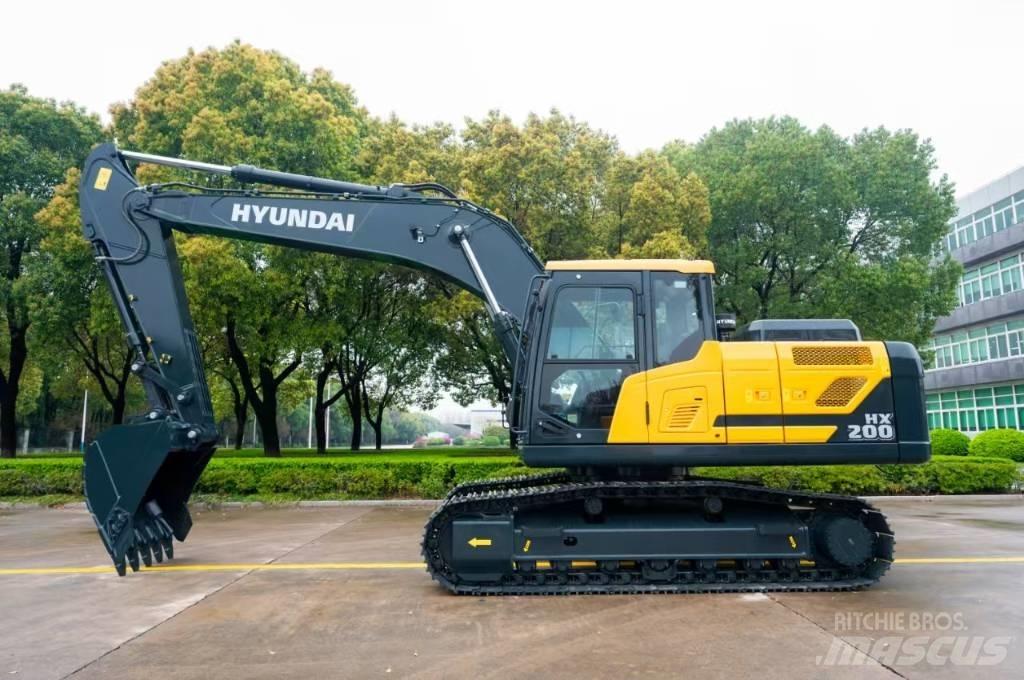 Hyundai HX 220 N Pelle sur chenilles