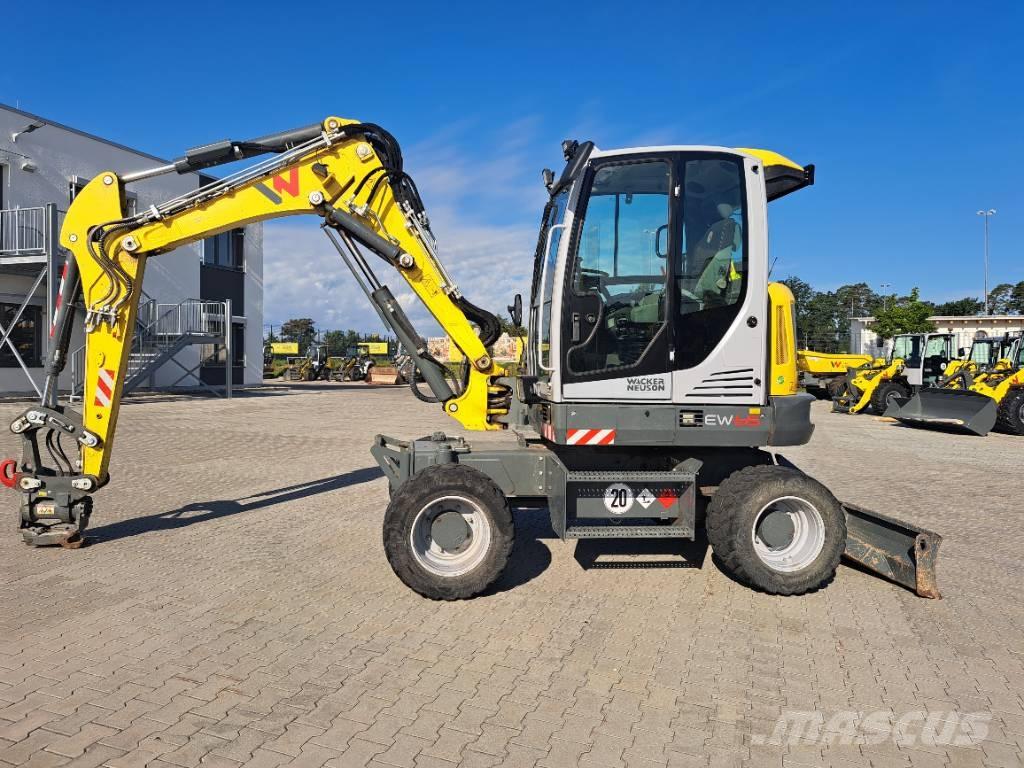 Wacker Neuson EW65 Pelle sur pneus