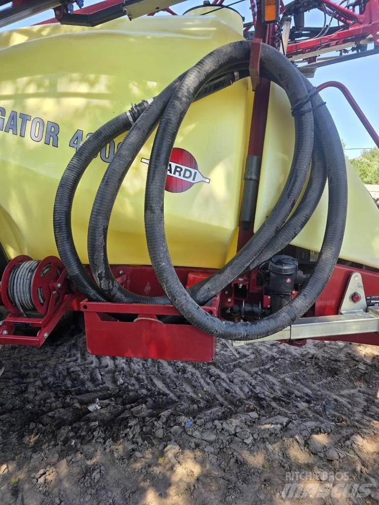 Hardi Navigator 4000 Pulvérisateurs traînés