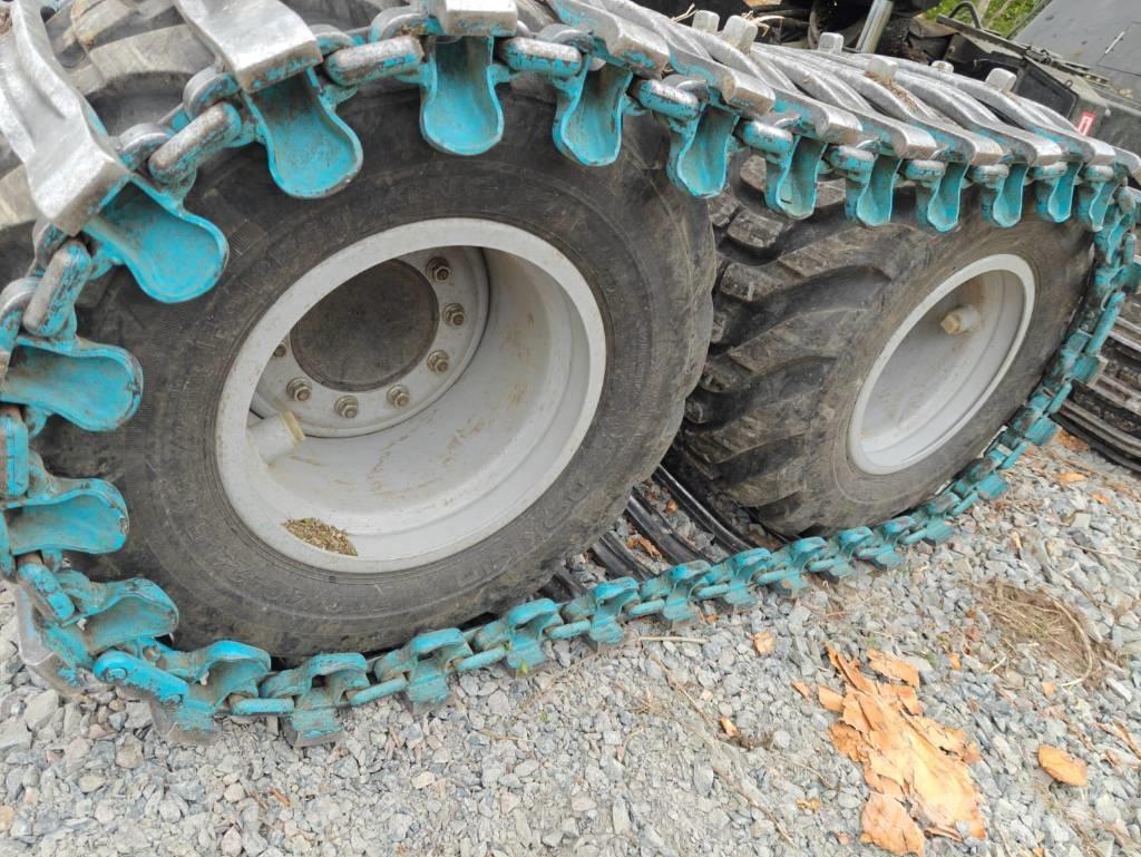 Komatsu 901 XC Abatteuse