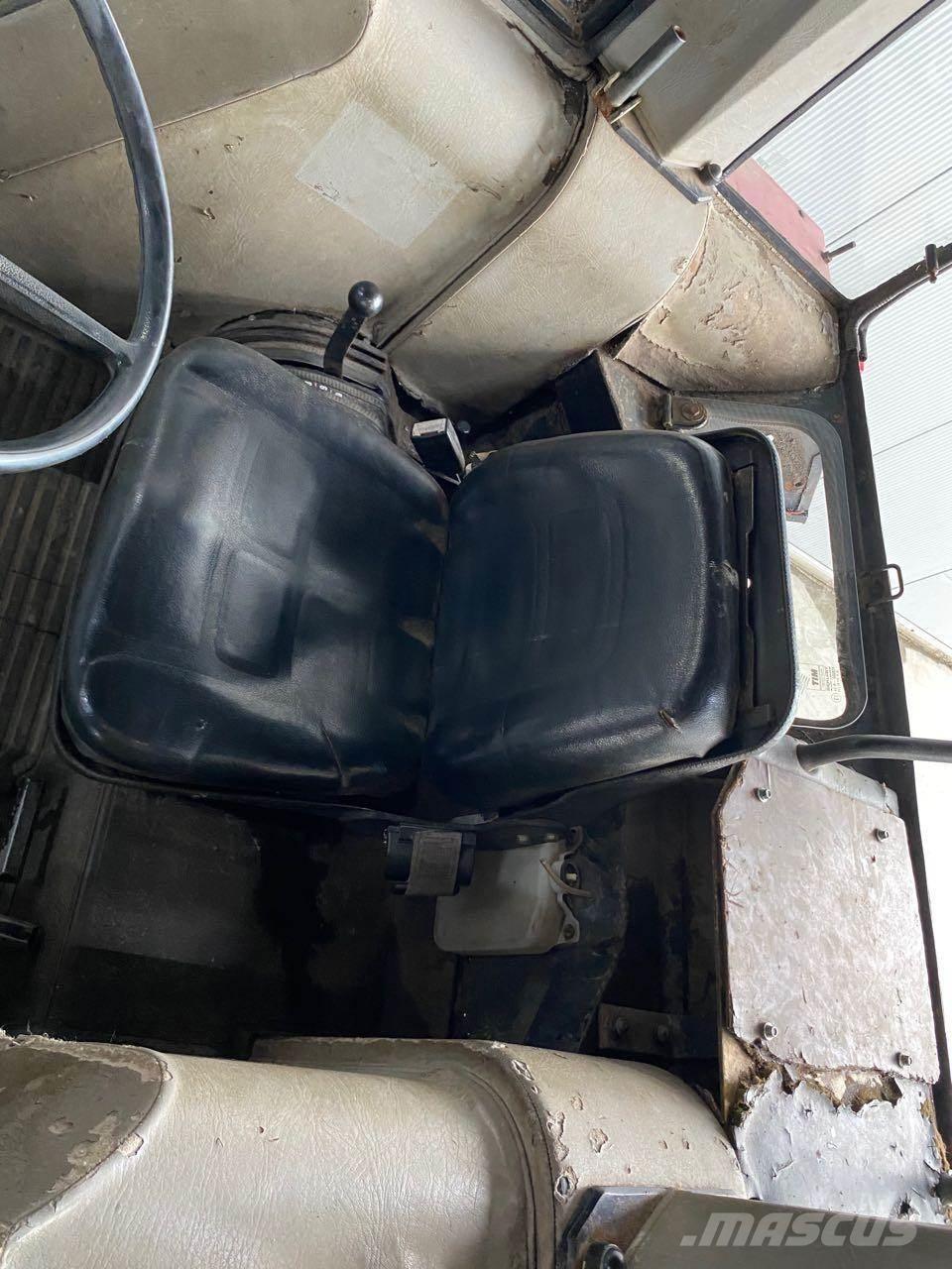 Case IH 840 AS Tracteur