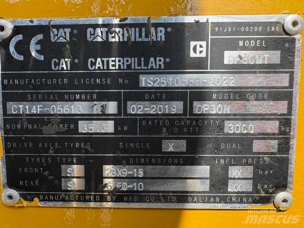CAT DP30NT Chariots diesel