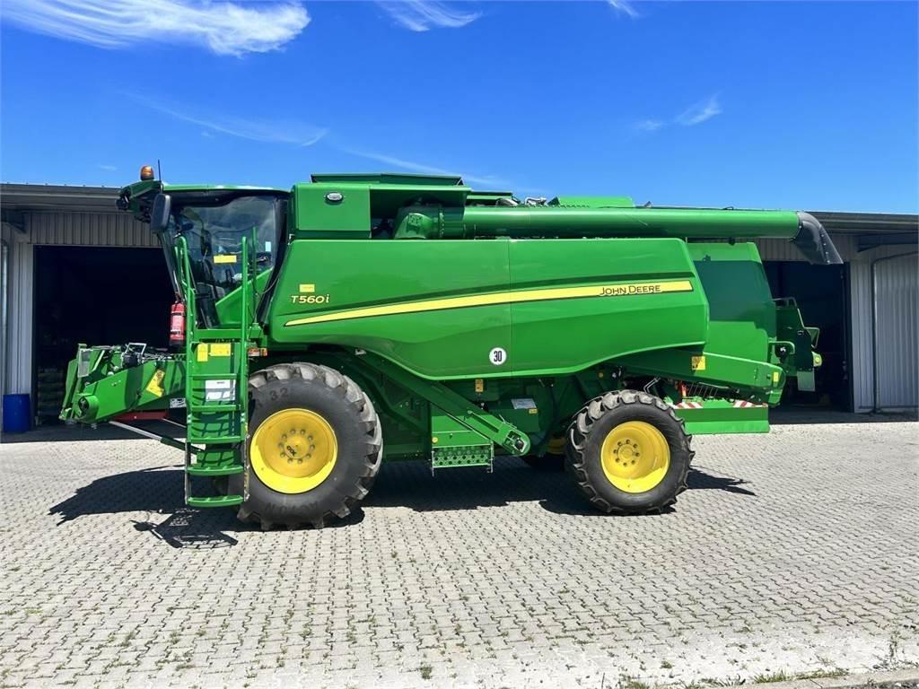 John Deere T560 Moissonneuse batteuse