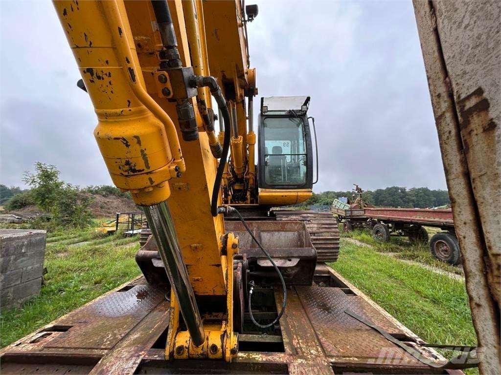 JCB JS145 Pelle sur chenilles