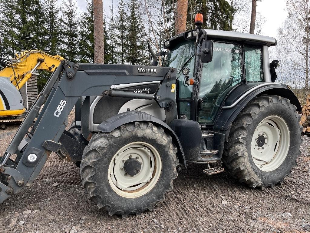 Valtra N 121 HT Tracteur