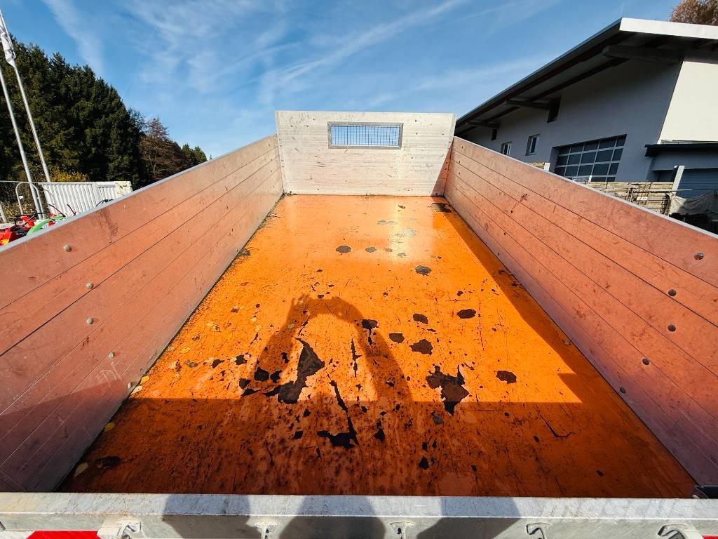 Lindner Unitrac 82S Entretien du sol - Autres