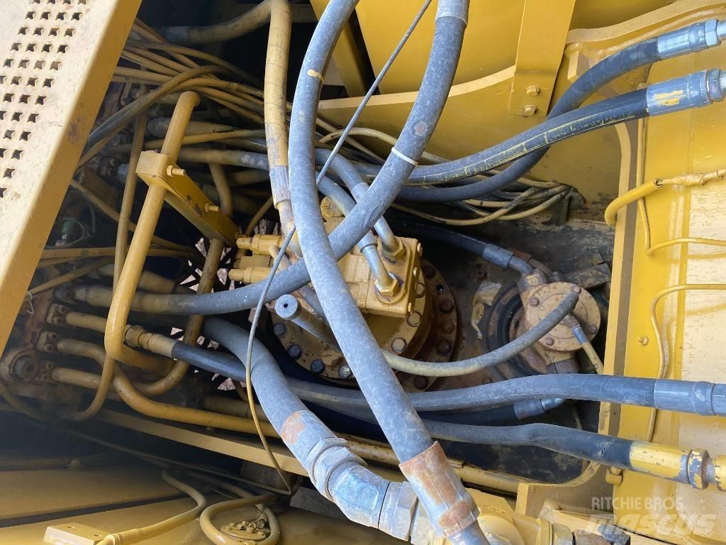 CAT 320 B Pelle sur chenilles